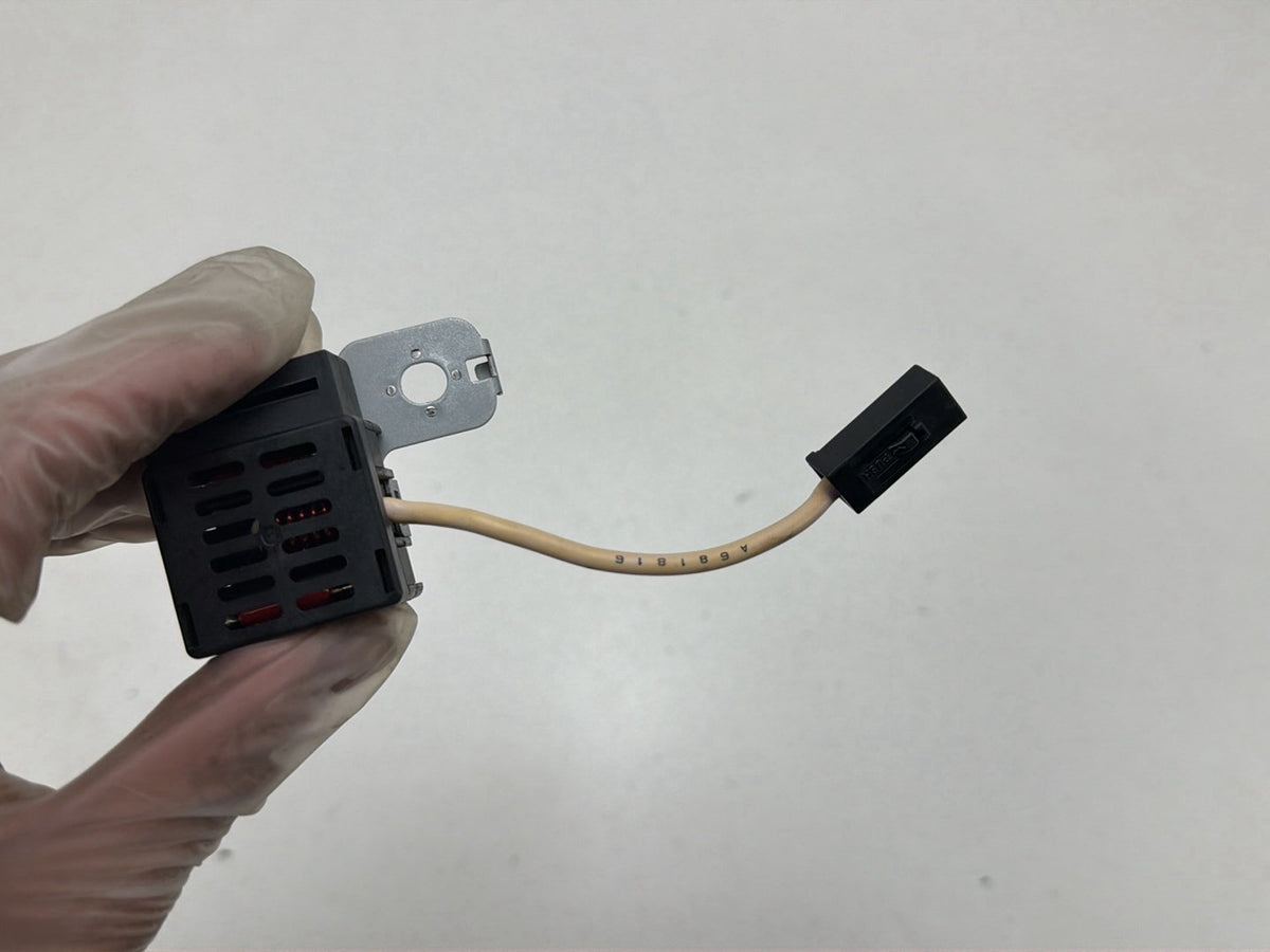 2016-2017 Nissan Sentra Rear Windshield Glass Defroster Relay Module OEM