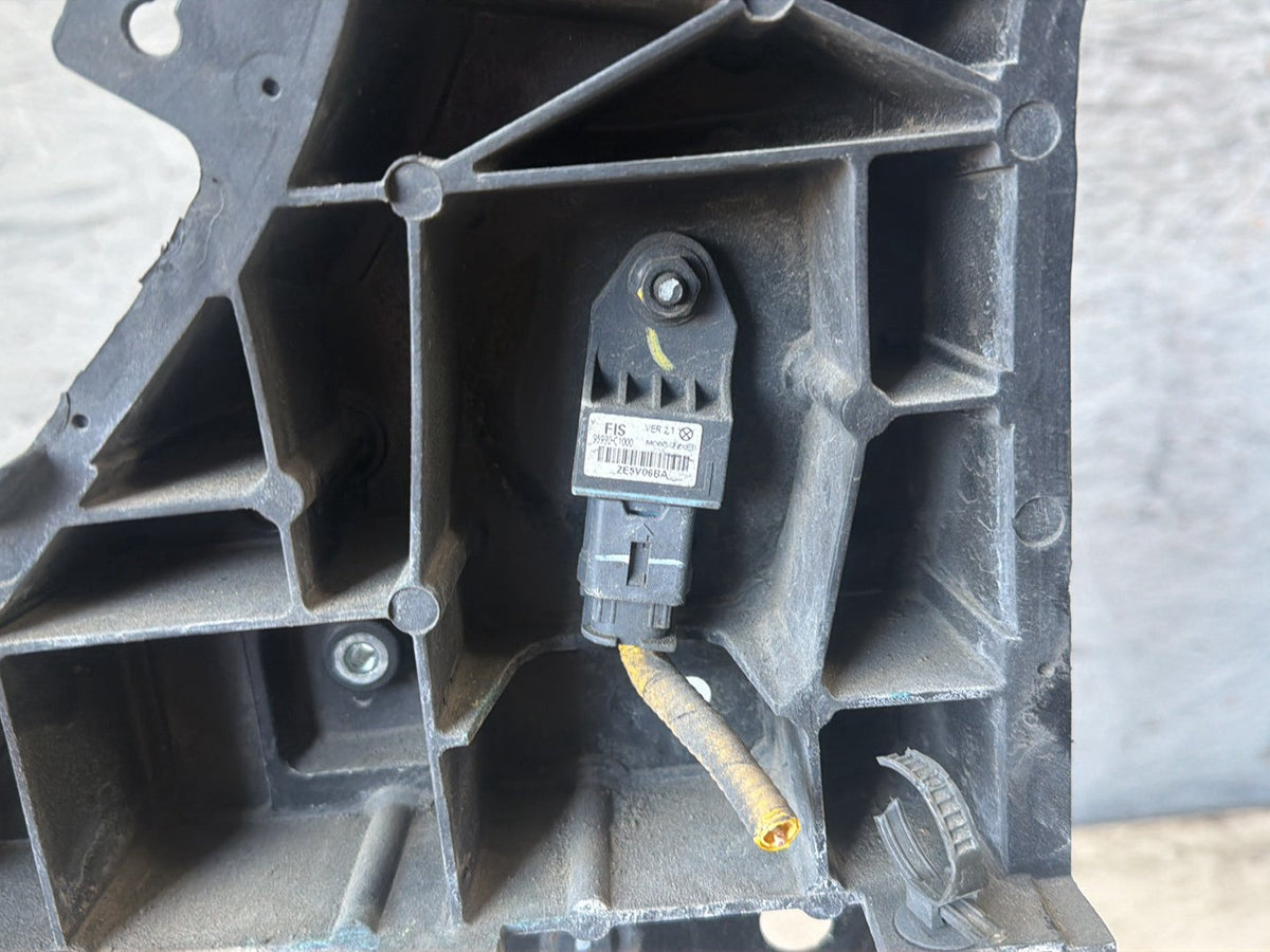 2015-2017 Kia Sedona KNDMB5C19H6250178 Radiator Core Support Panel OEM