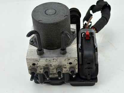 2015-2017 Audi Q5 ABS Anti-Lock Brake Pump Control Module 8R0614517DB OEM