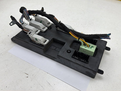 2017-2020 Jaguar F-Pace Dashboard Cabin BCM Body Control Module Fuse Box OEM