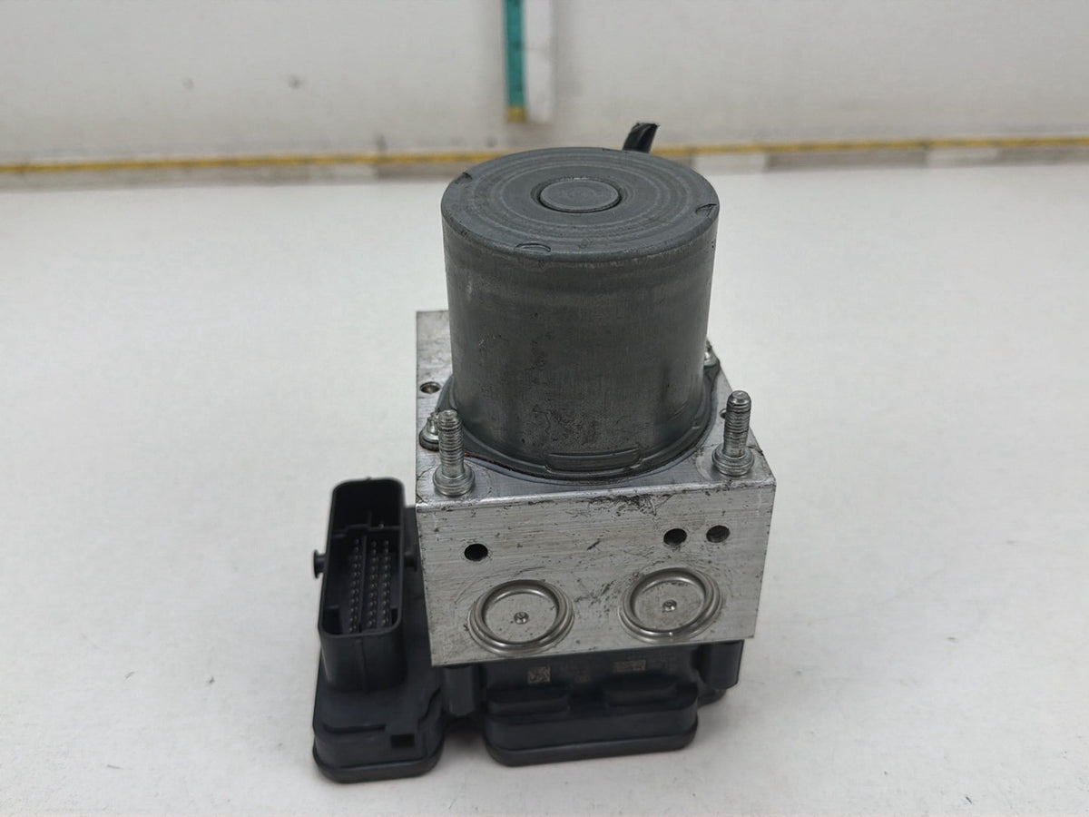 2016-2019 Jaguar XJ ABS Anti-Lock Brake Pump Module Assembly OEM