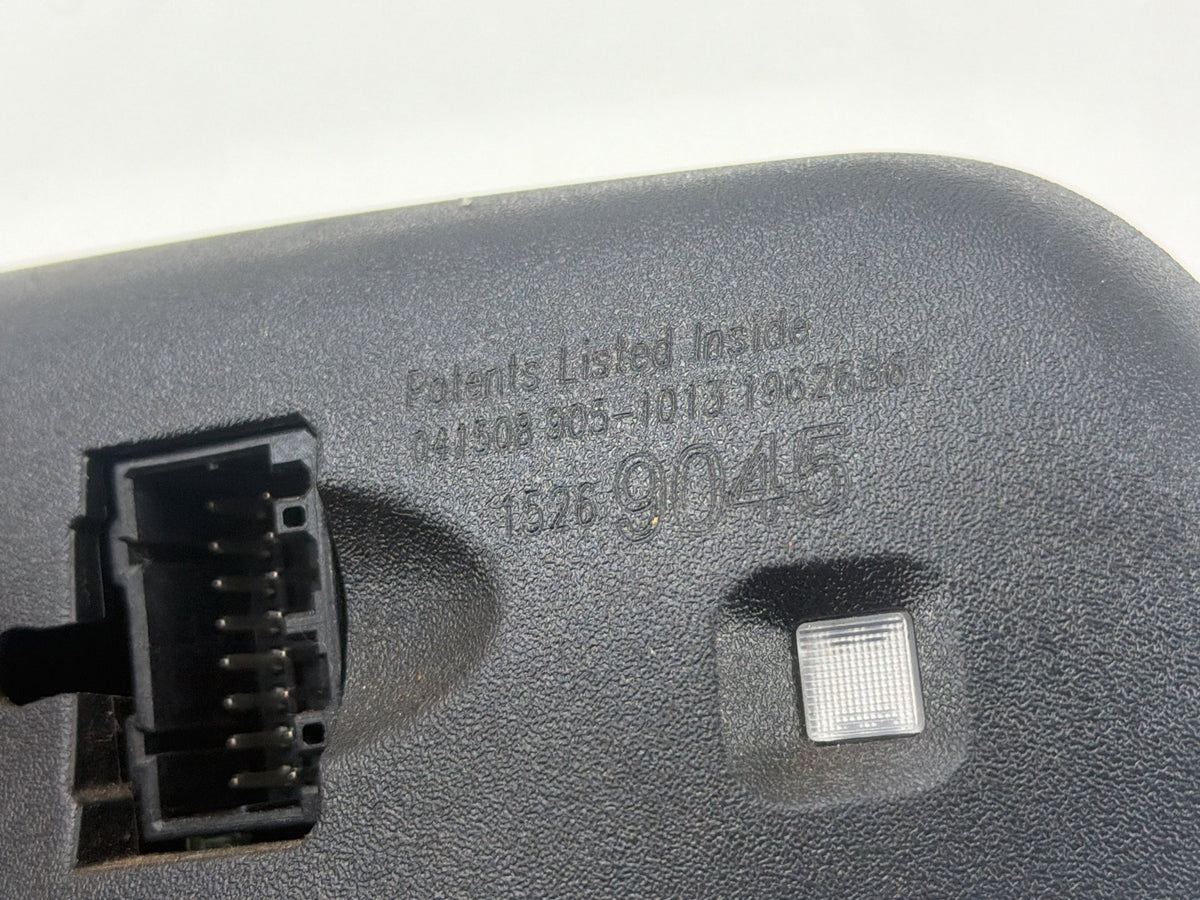 2007-2013 GMC Yukon - Rear View Mirror 15269045 OEM