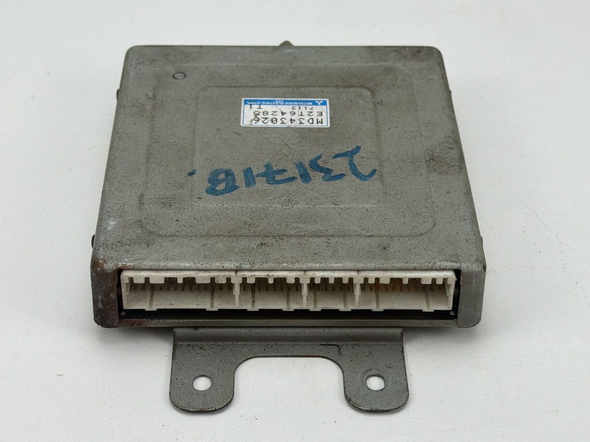 1997 Mitsubishi Montero Sport Engine Control Unit ECU MD343026 OEM