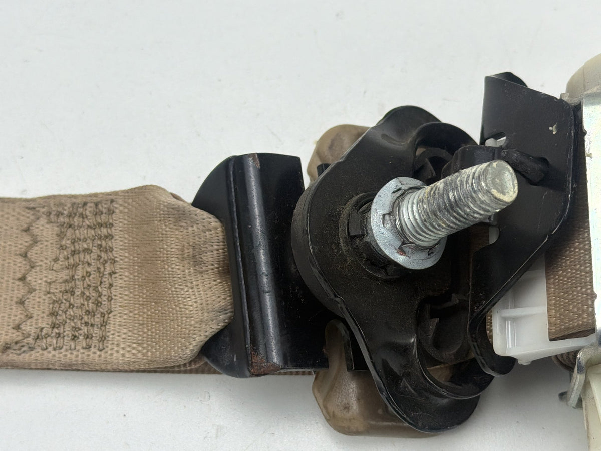 2007-2014 GMC Yukon - Rear Left Driver Side Seat Belt Retractor 34006928A OEM