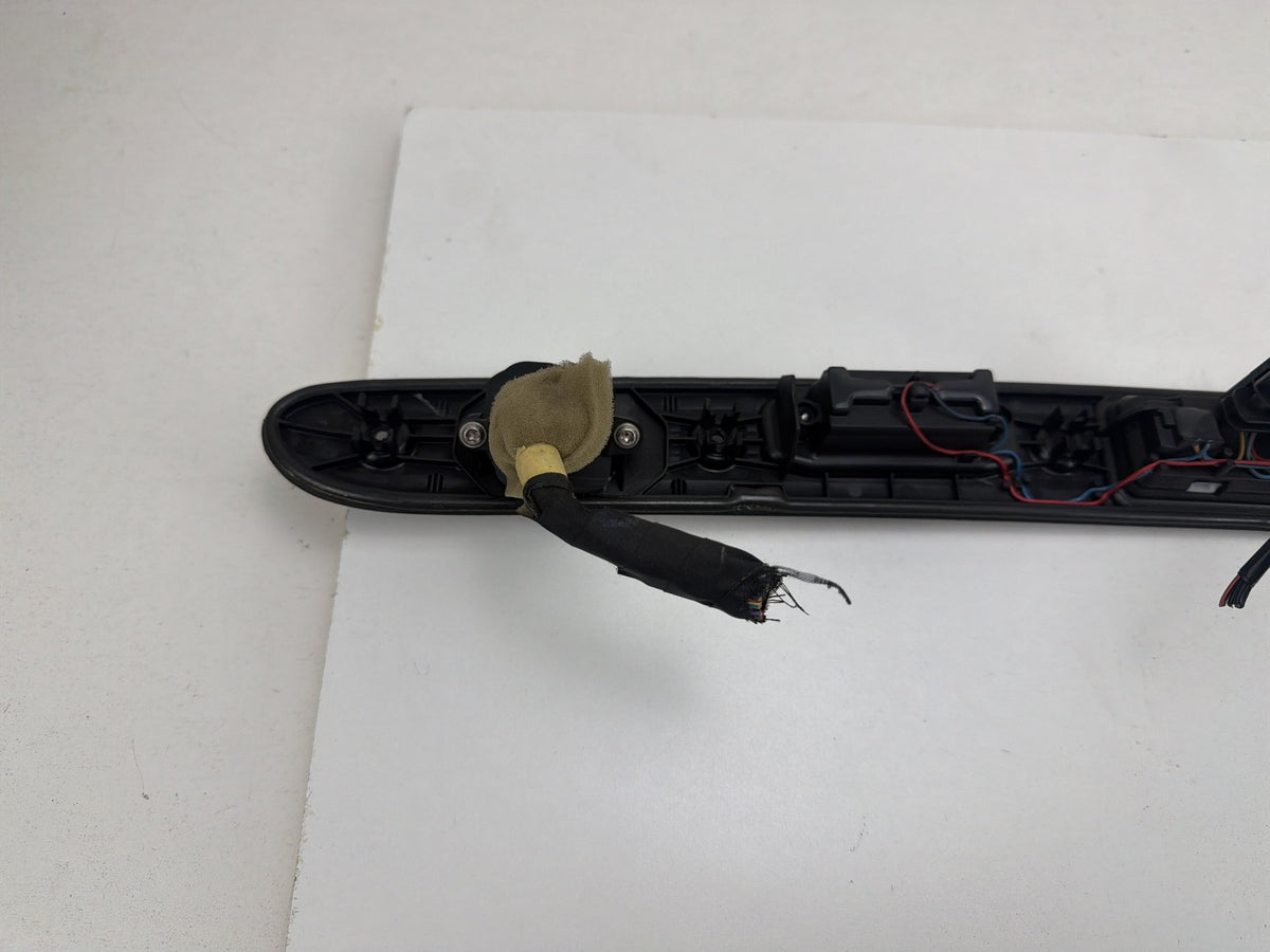 2011-2018 Volvo S60 - Trunk Lid Handle License Light 31385459 OEM