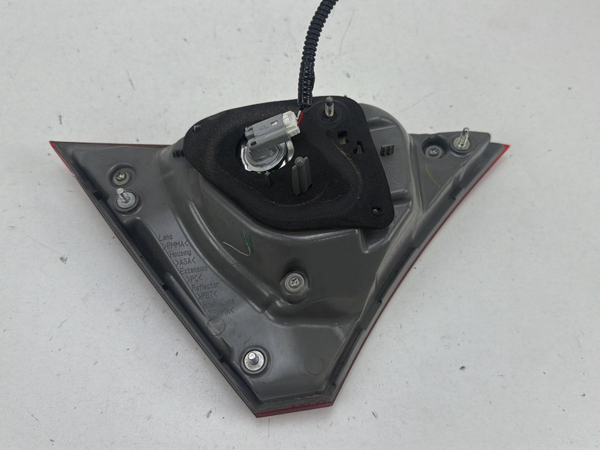 2015-2017 Toyota Camry XV50 - Rear Right Passenger Tail Light 945 235 OEM