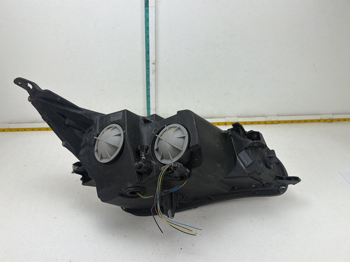 2010-2013 Buick LaCrosse - Front Left Driver Side Headlight 20850553 Assembly