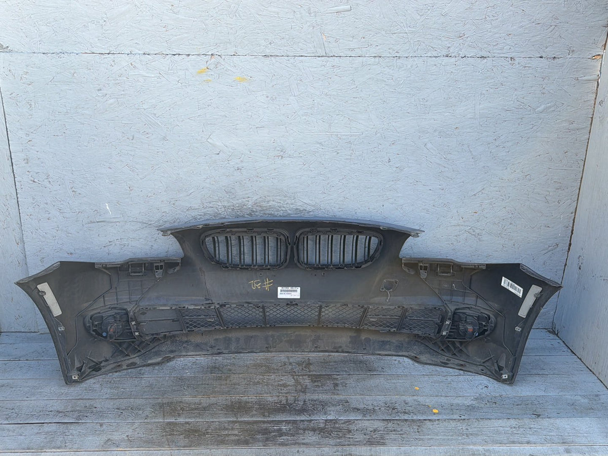 2012-2016 BMW 528i F10 Front Bumper Cover Assembly 7200722 OEM