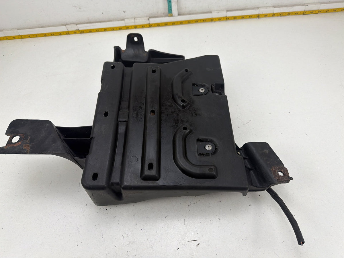 2003-2004 Lincoln Navigator U228 Fuel Vapor EVAP Charcoal Canister OEM