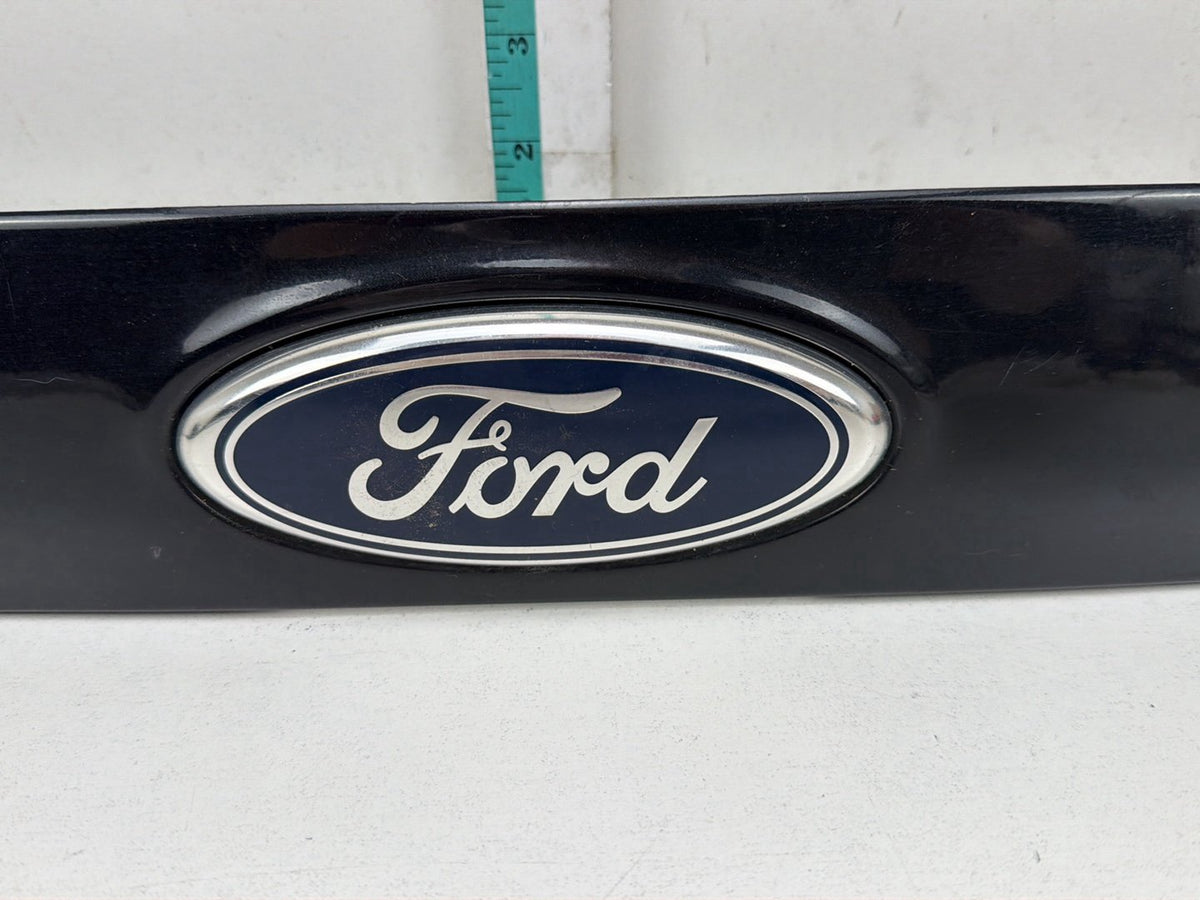 2012-2017 Ford Focus MK2-Sedan Rear Trunk Molding Panel Handle BM51-F43404-AH OEM