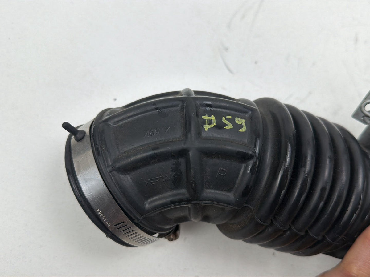 2013-2019 Nissan Sentra 1.8L Air Intake Cleaner Duct Hose Tube 3RC23 OEM