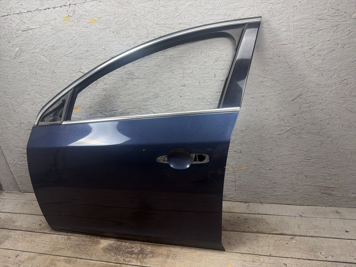 2014-2018 Volvo S60 Front Left Driver Side Door Shell Assembly OEM