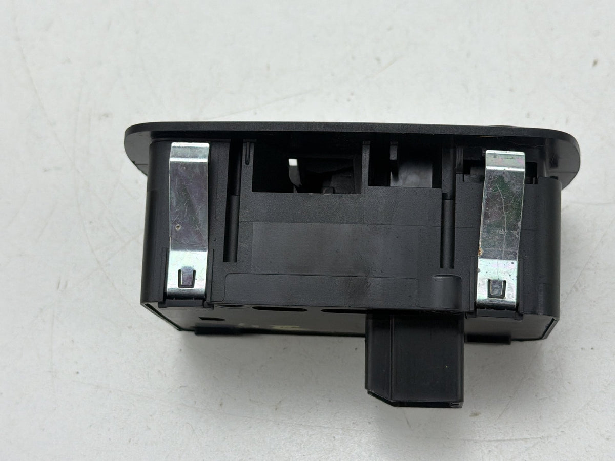 2014-2022 Maserati Ghibli M157 Rear Left Driver Side Door Lock Window Switch OEM