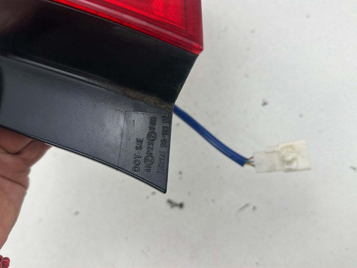 2007-2009 Lexus ES350 Right Side Outer Tail Light Brake Lamp OEM