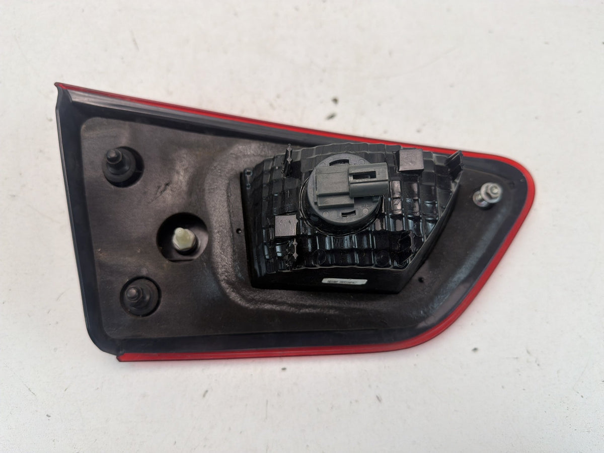2017-2019 Subaru Impreza Right Passenger Side Inner Tail Light 84251-FL04B OEM
