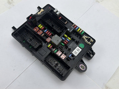 2010-2012 Cadillac SRX Rear Sam Module Fuse Relay Box 20788234