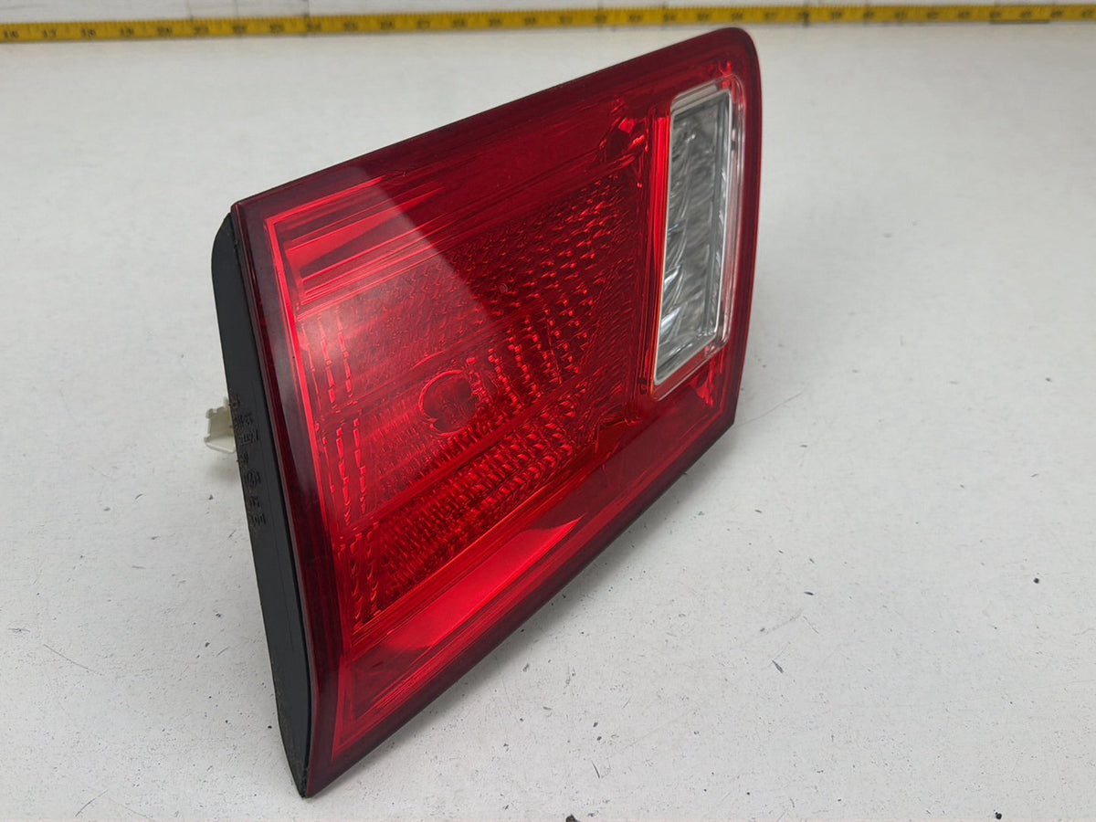 2007-2009 Lexus ES350 S190 Rear Right Passenger Side Inner Tail Light OEM