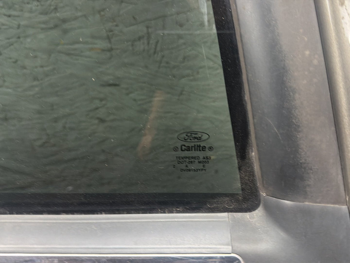 2003-2006 Lincoln Navigator U228 - Rear Left Door Shell OEM
