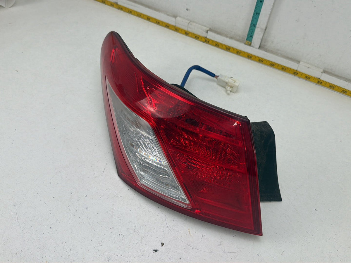 2007-2009 Lexus ES350 Left Driver Outer Tail Light Brake Lamp OEM