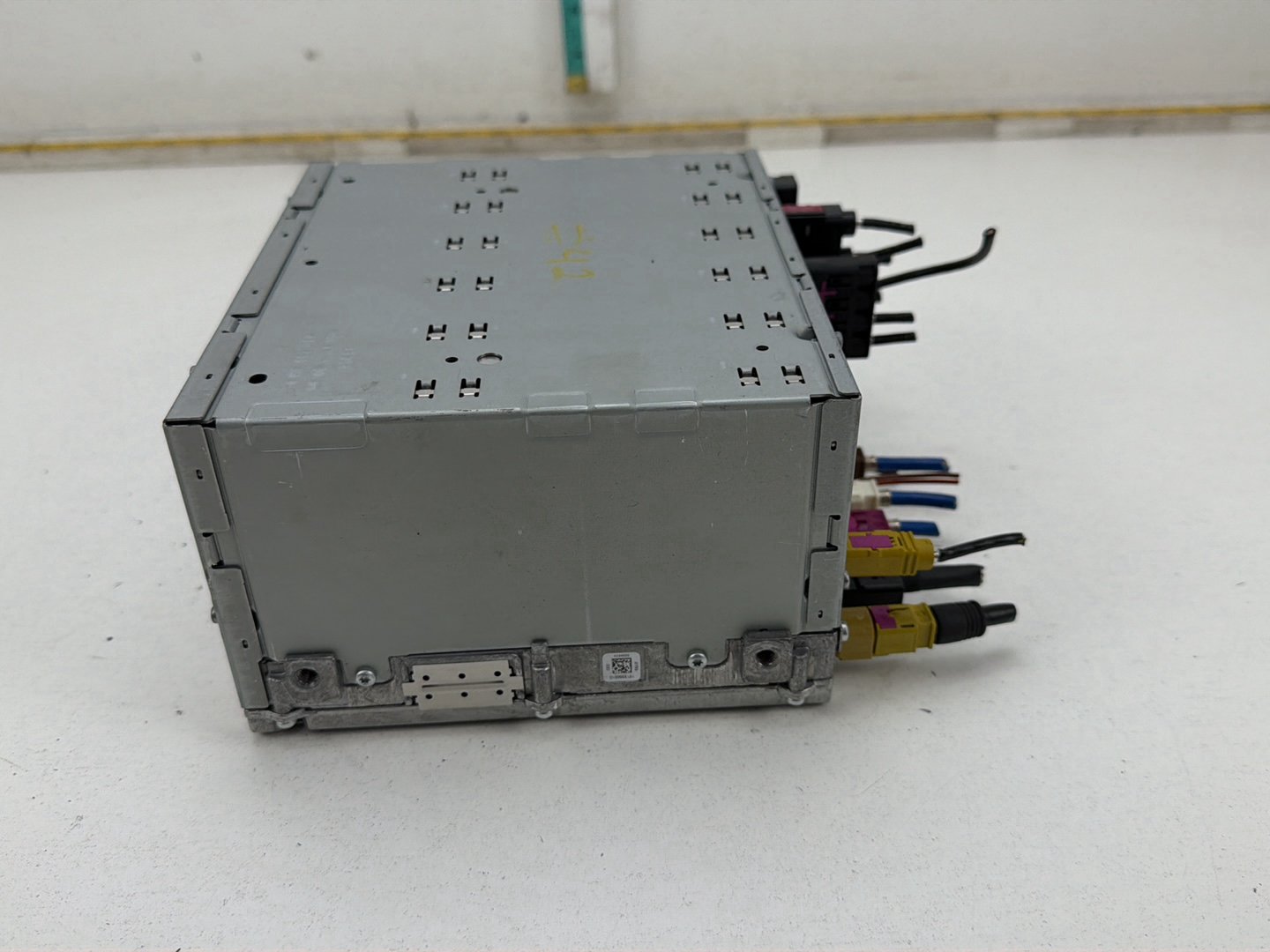 2016-2017 Jaguar XJ X351 Audio Equipment Radio Receiver FW93-19C211-CK OEM