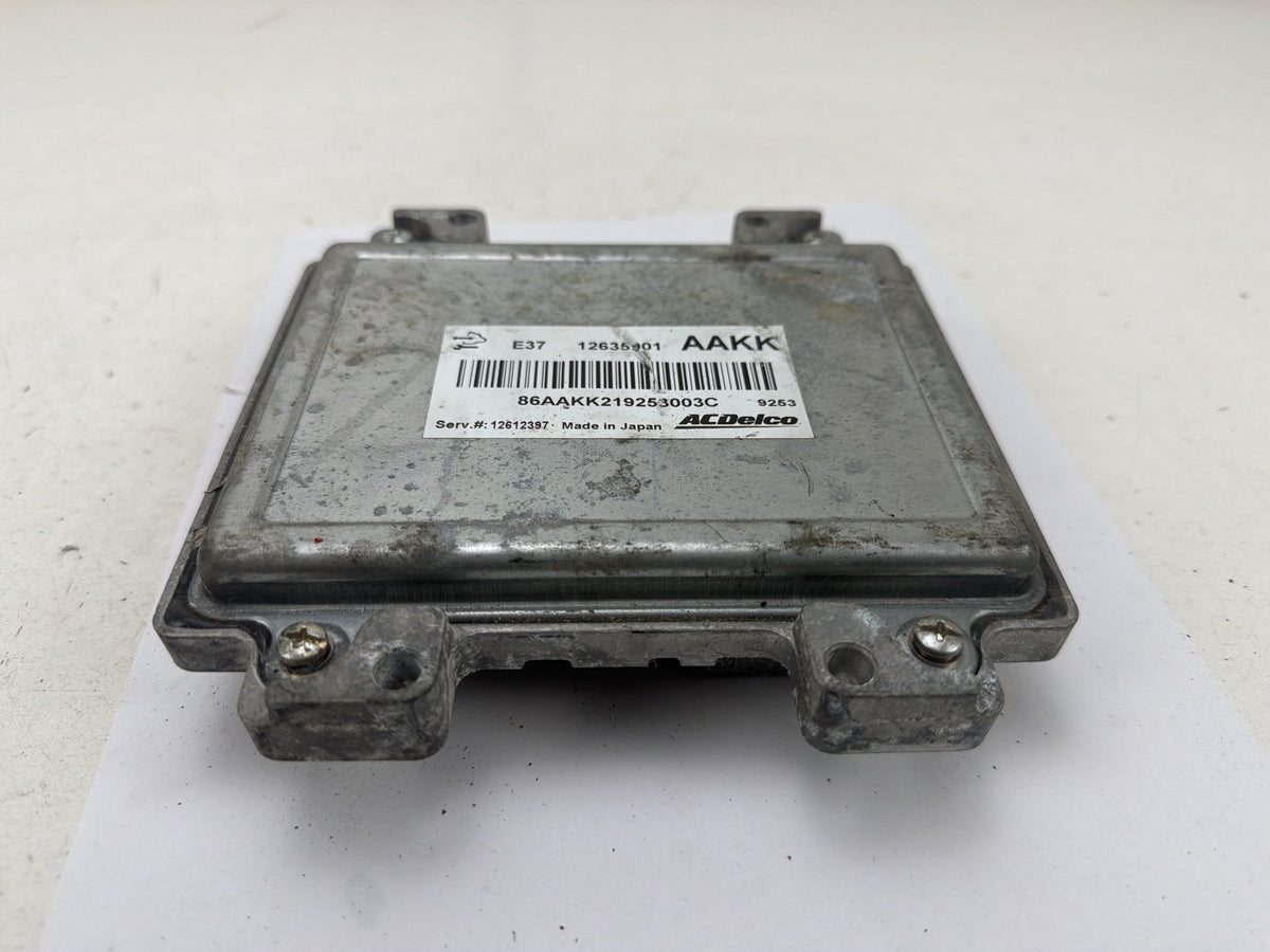 2010-2011 Chevrolet Impala Engine Computer Control Module 12635901 OEM