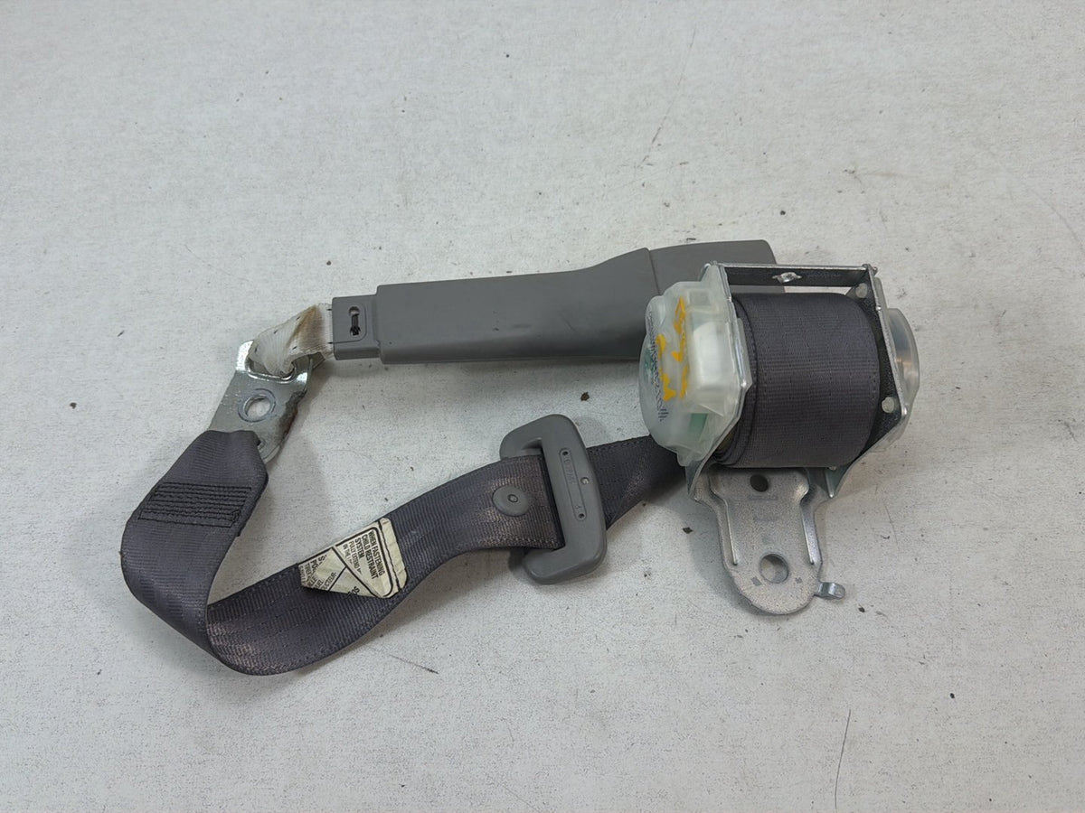 2007-2011 Toyota Camry XV40- Rear Centre Middle Seat Belt Retractor Buckle OEM