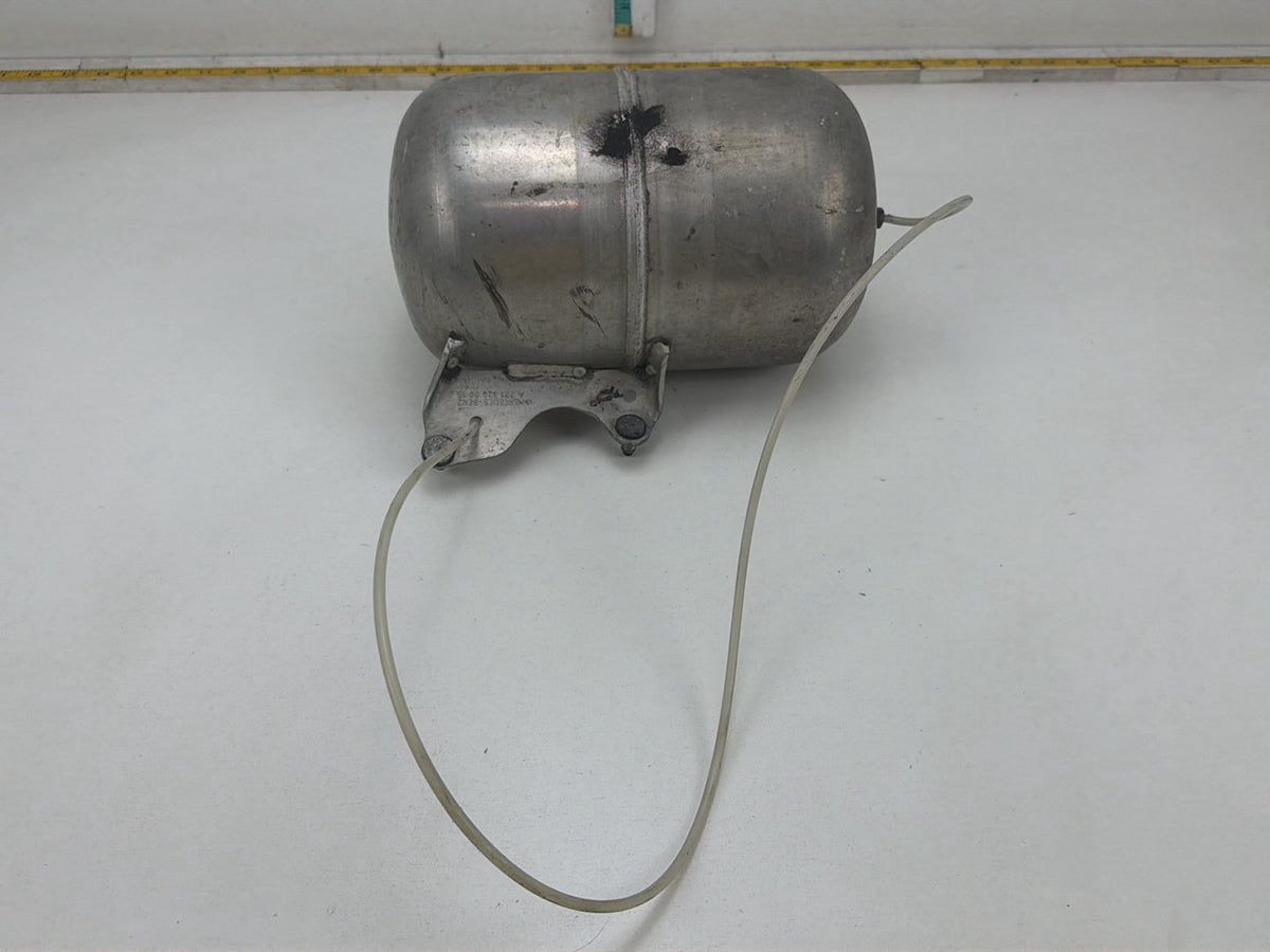 2007-2013 Mercedes-Benz S-Class 550 W221 Air Suspension Reservoir Tank A2213200015 OEM
