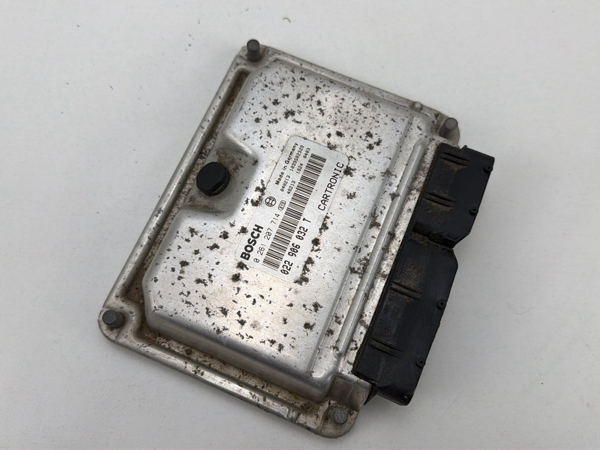 2003-2006 Porsche Cayenne ECU Engine Computer Control Module Unit 022906032T OEM