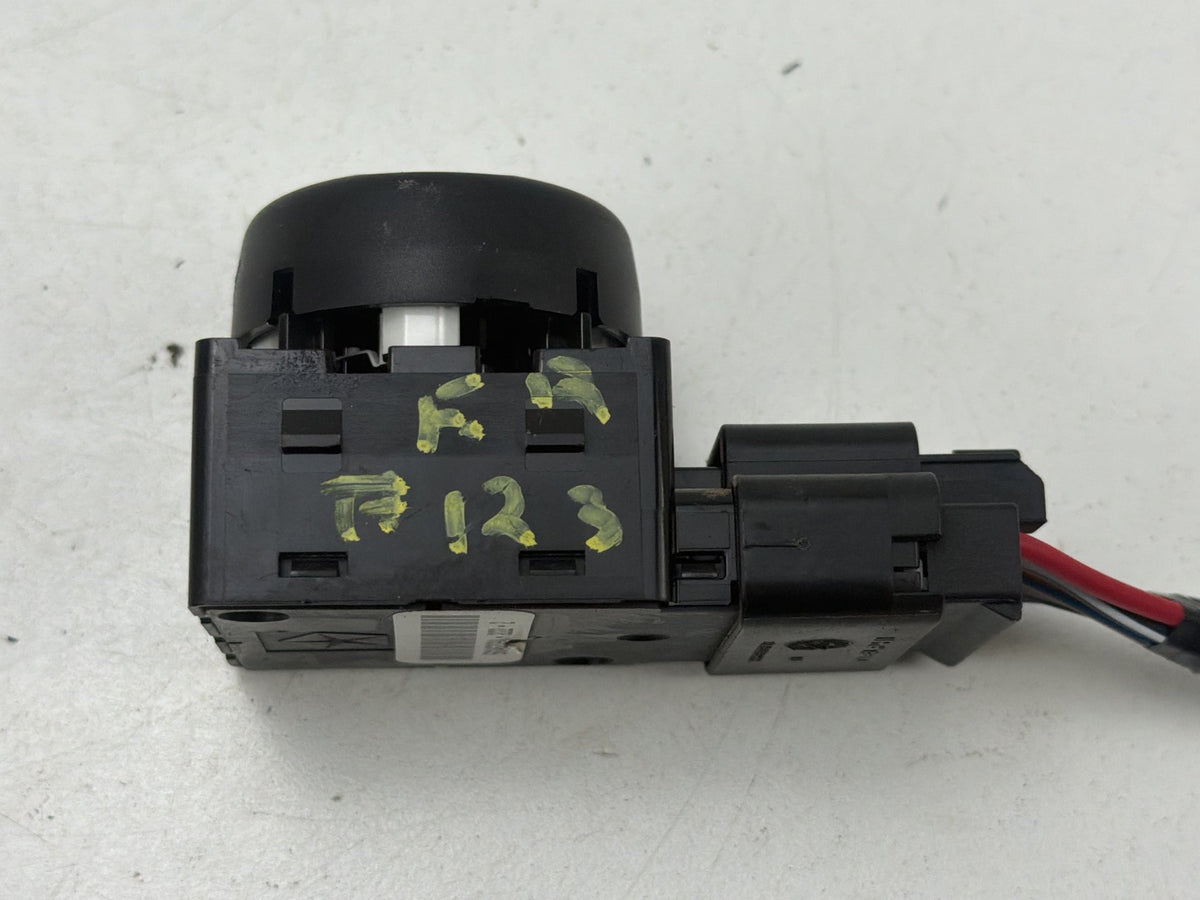 2011-2014 Dodge Charger LD Front Right Side Power Seat Lumbar Control Switch OEM