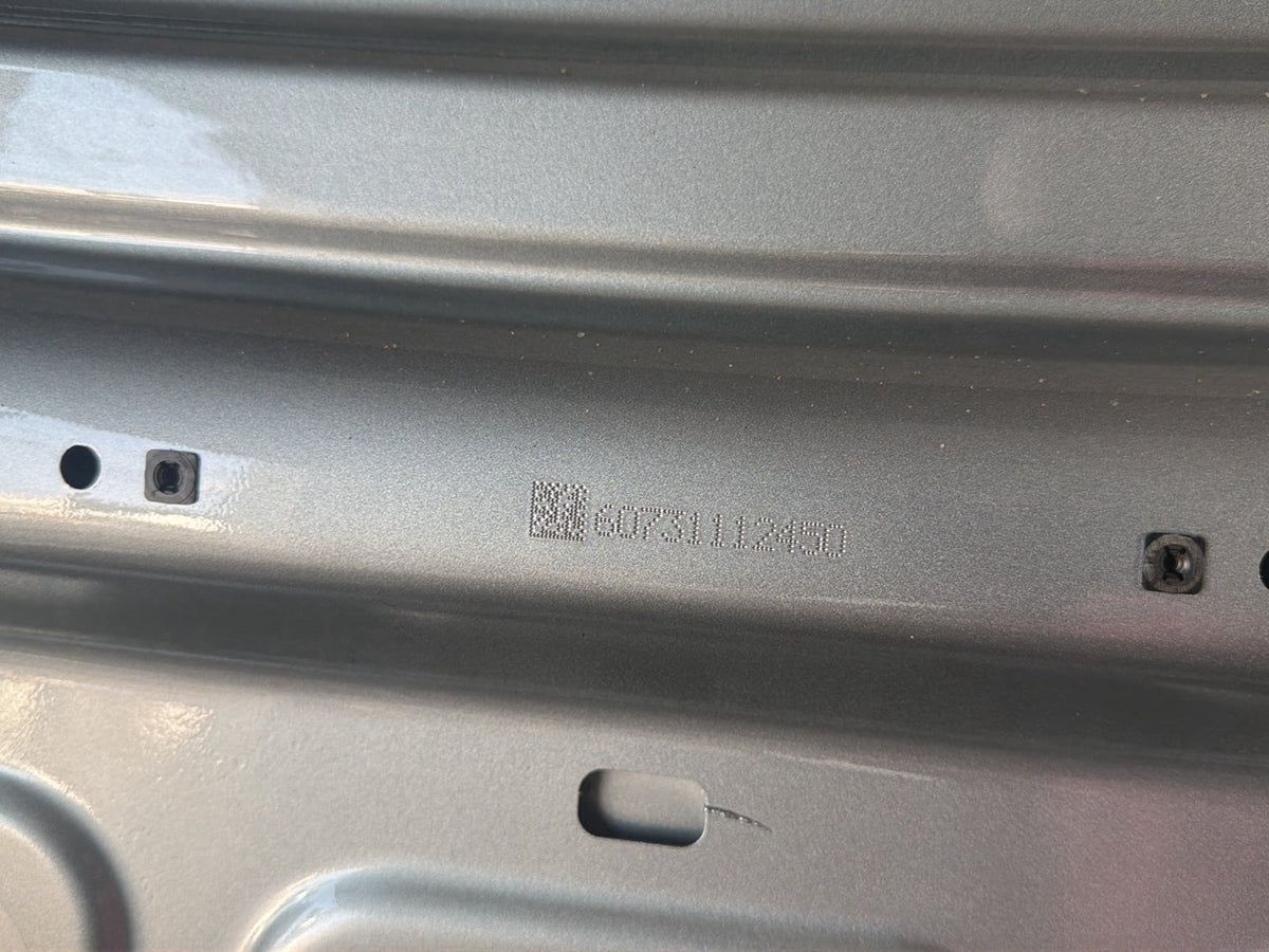 2007-2013 Mercedes-Benz S500 S-Class W221 Rear Trunk Lid w/ Emblem Badge OEM
