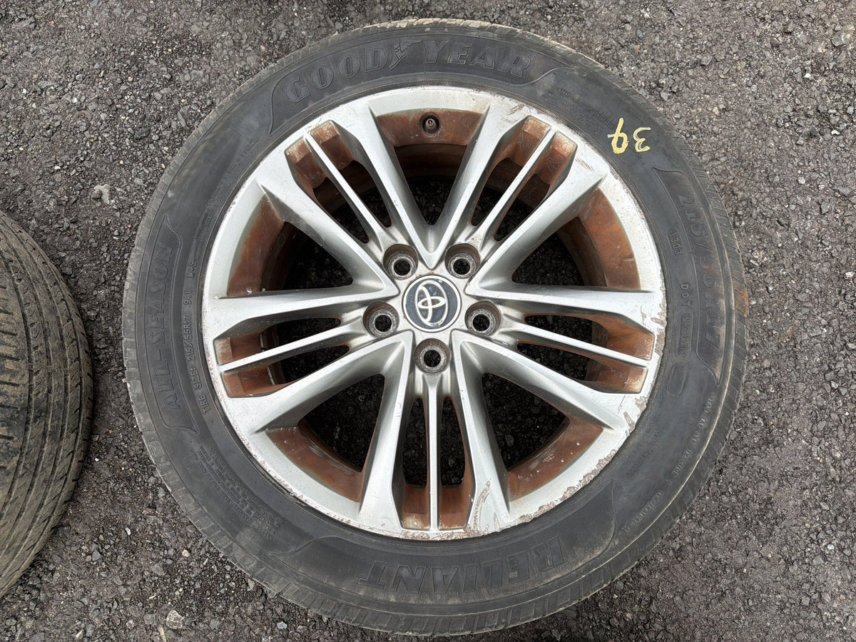 2015-2017 Toyota Camry Triple Spoke Alloy Tire Wheel Rim 215/55R17 94V OEM