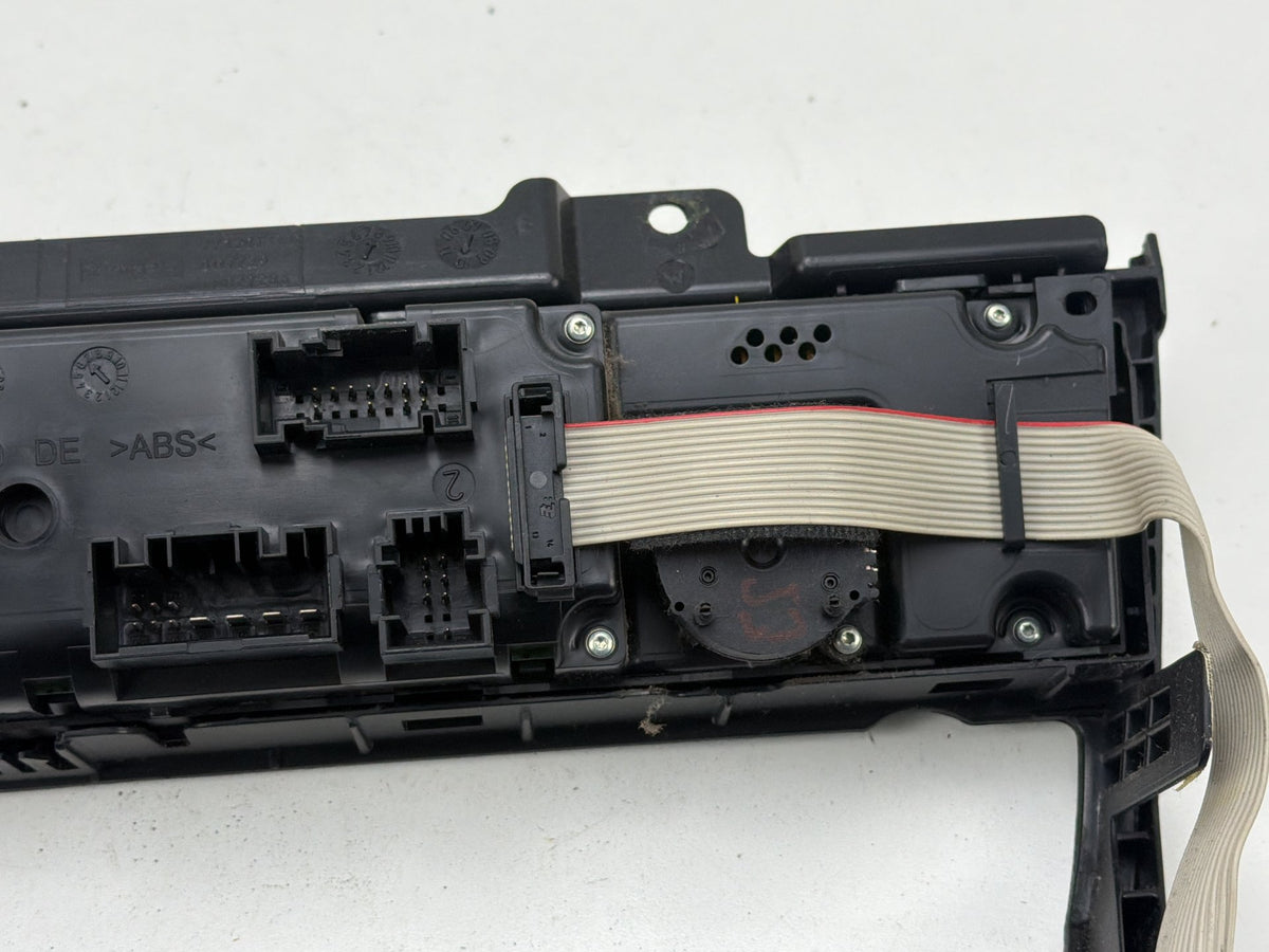 2007-2013 BMW X5 E70 Climate Control Switch Panel W/ Heated 6131 9208218-03 OEM