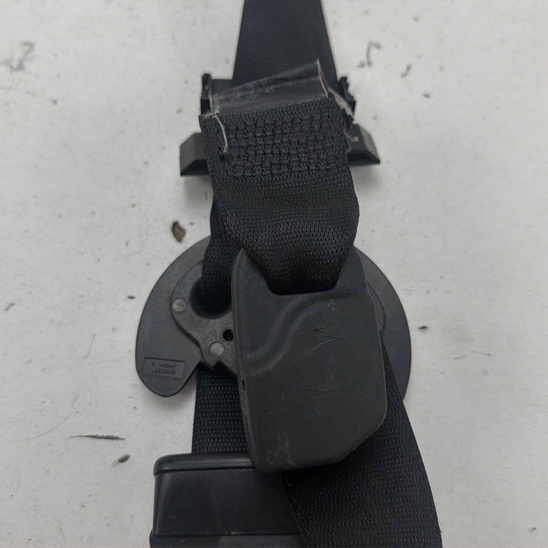 2014-2017 Maserati Ghibli Left Front Seat Belt Retractor 627069200 OEM