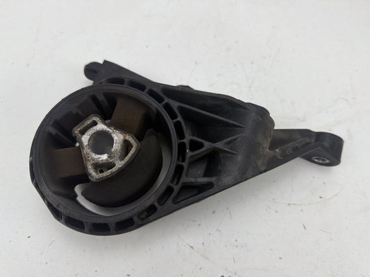 2011-2016 Chevrolet Cruze J300 1.4L Front Automatic Transmission Mount OEM
