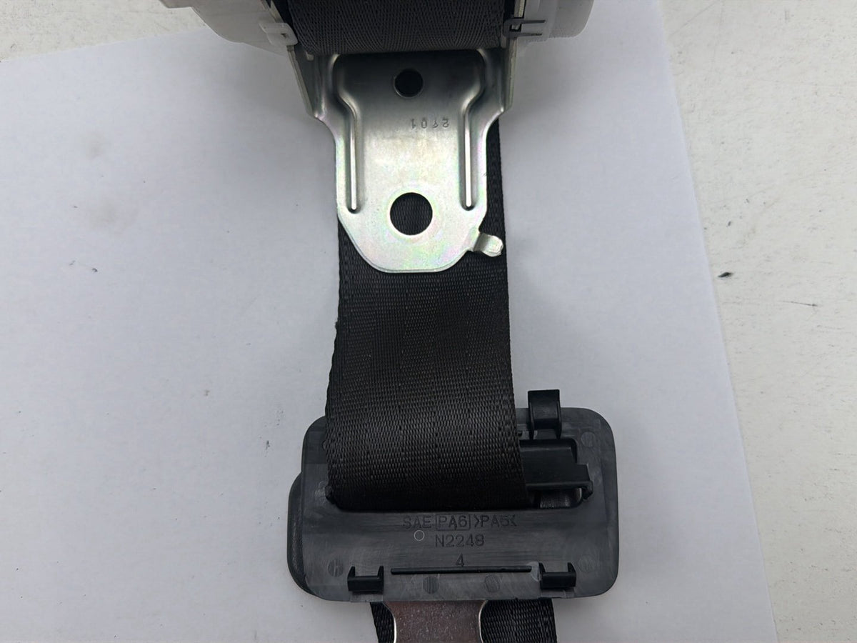 2008-2013 Infiniti G37 Right Rear Passenger Side Seat Belt 7E6630 OEM
