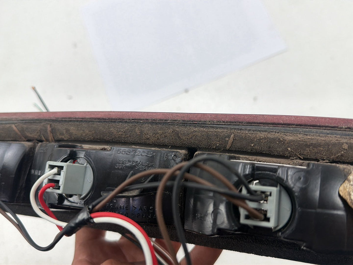 2013-2018 Ram 1500 Rear Centre High Mount Third Brake Tail Light Cargo Lamp OEM
