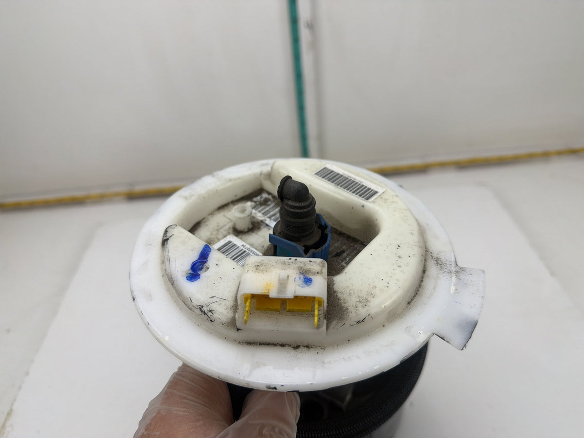 2014-2020 Maserati Quattroporte VI M156-Fuel Tank Sending Pump 670003734 OEM