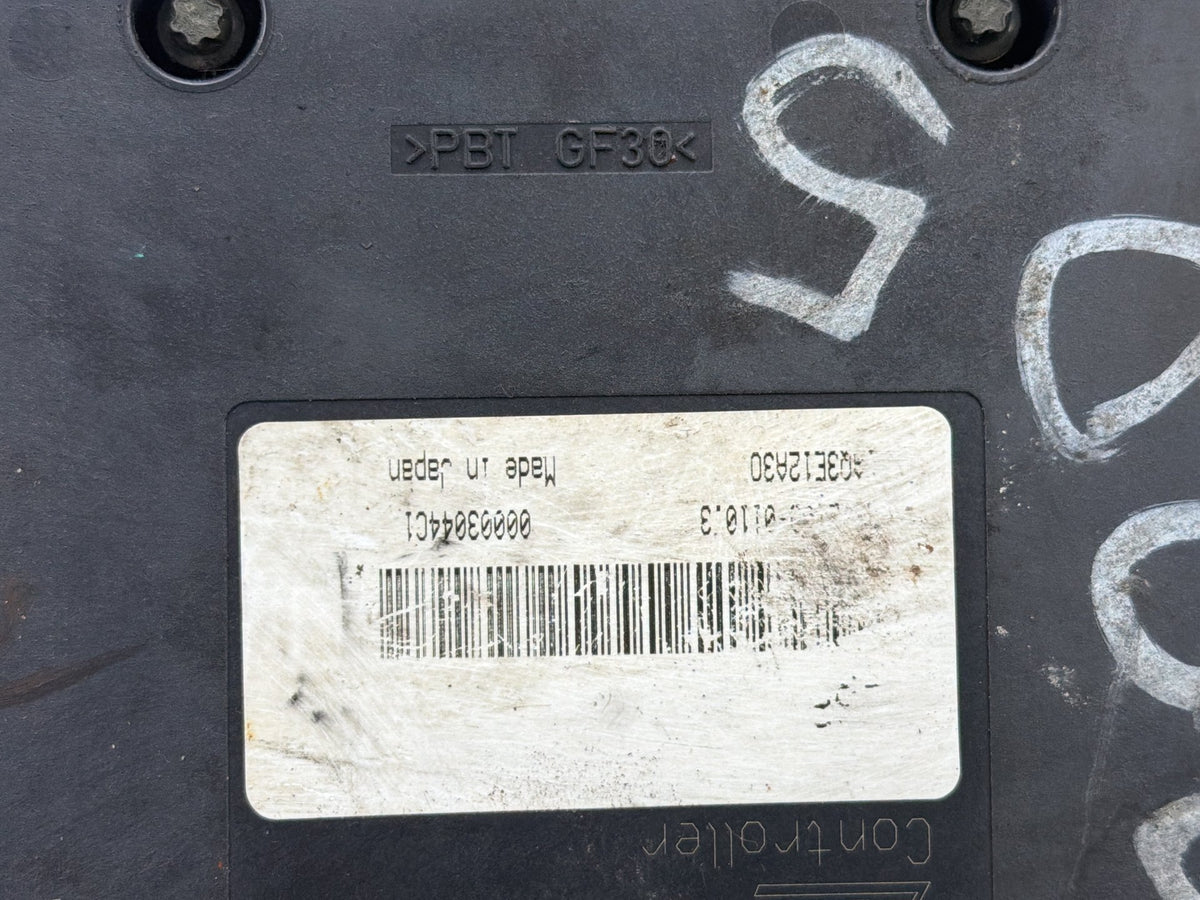 2003-2005 Infiniti FX35 ABS Anti-Lock Brake Pump Control Module 47660-CG084 OEM