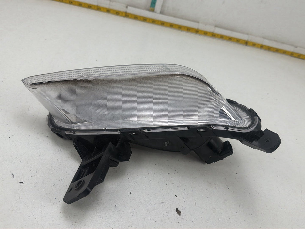 2019-2021 Kia Forte - Right Passenger Side Fog Light Lamp 92303-M7 OEM