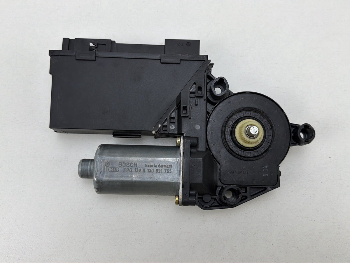 2003-2006 Porsche Cayenne Rear Left Door Window Regulator Motor 7L0959703 OEM