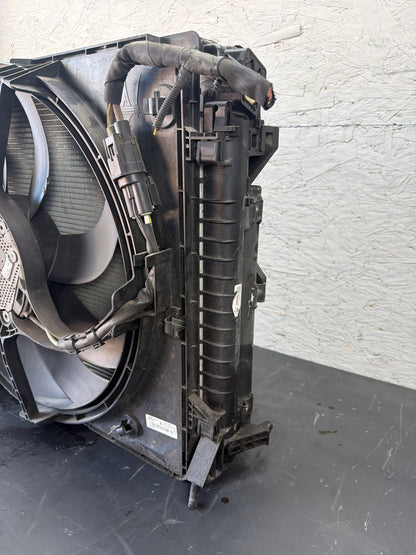 2014-2017 Maserati Ghibli Engine Radiator & A/C Condenser Assembly 16485982 OEM