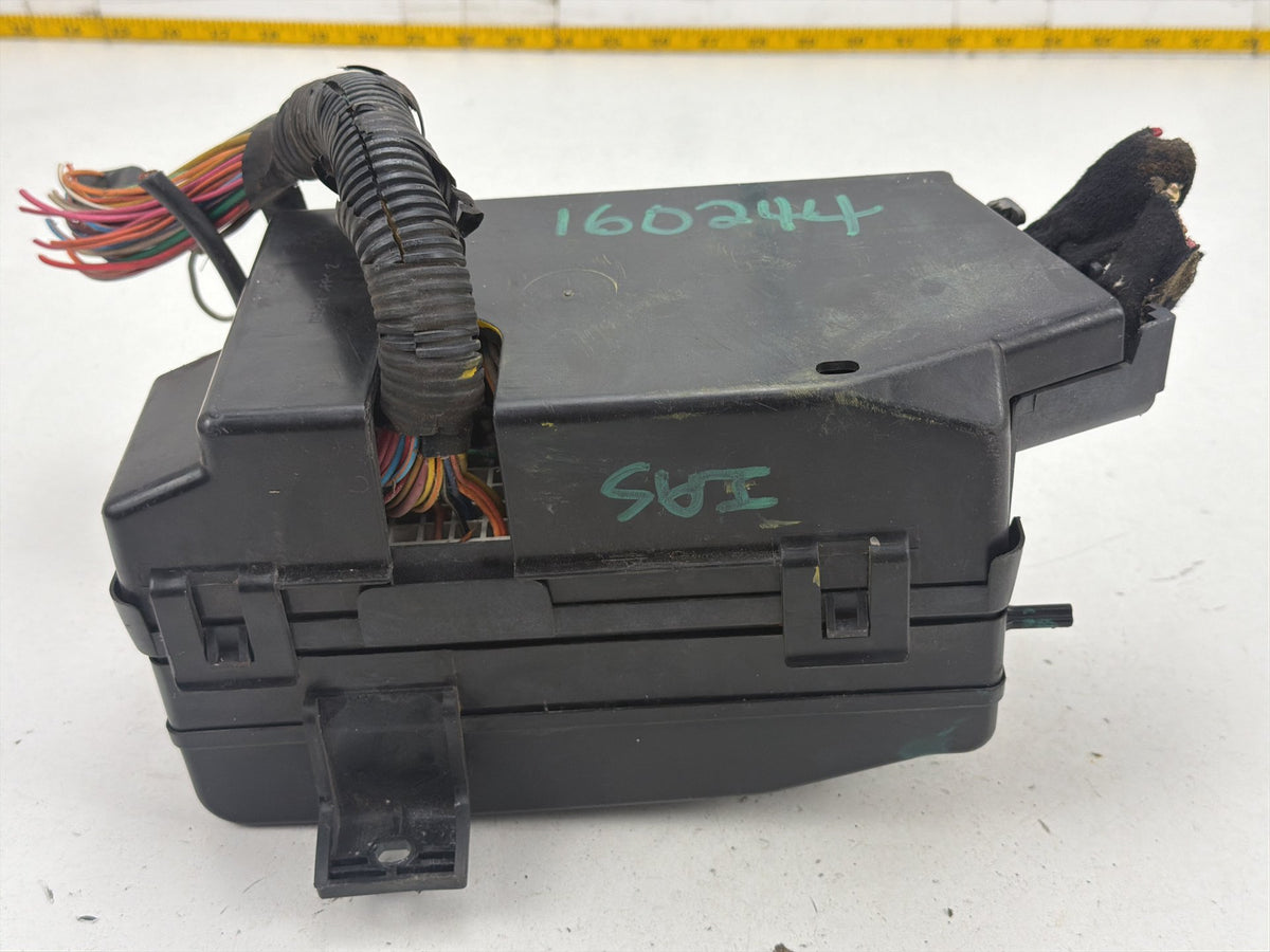 2004-2006 Kia Amanti Engine Fuse Relay Box Module OEM