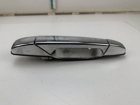 2007-2013 GMC Yukon - Front Left Door Handle 15915660 OEM