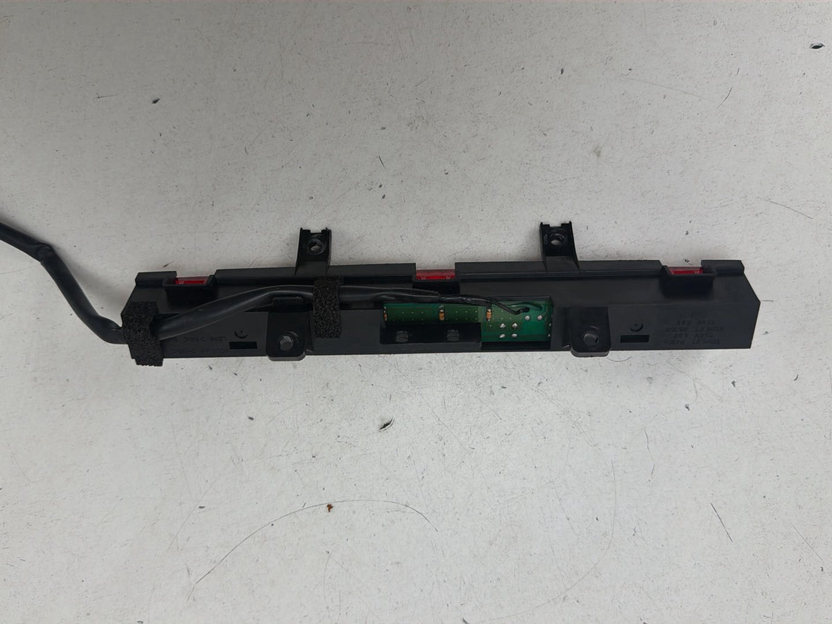 2008-2013 Infiniti G37 Rear Center 3rd Brake Light Stop Lamp OEM