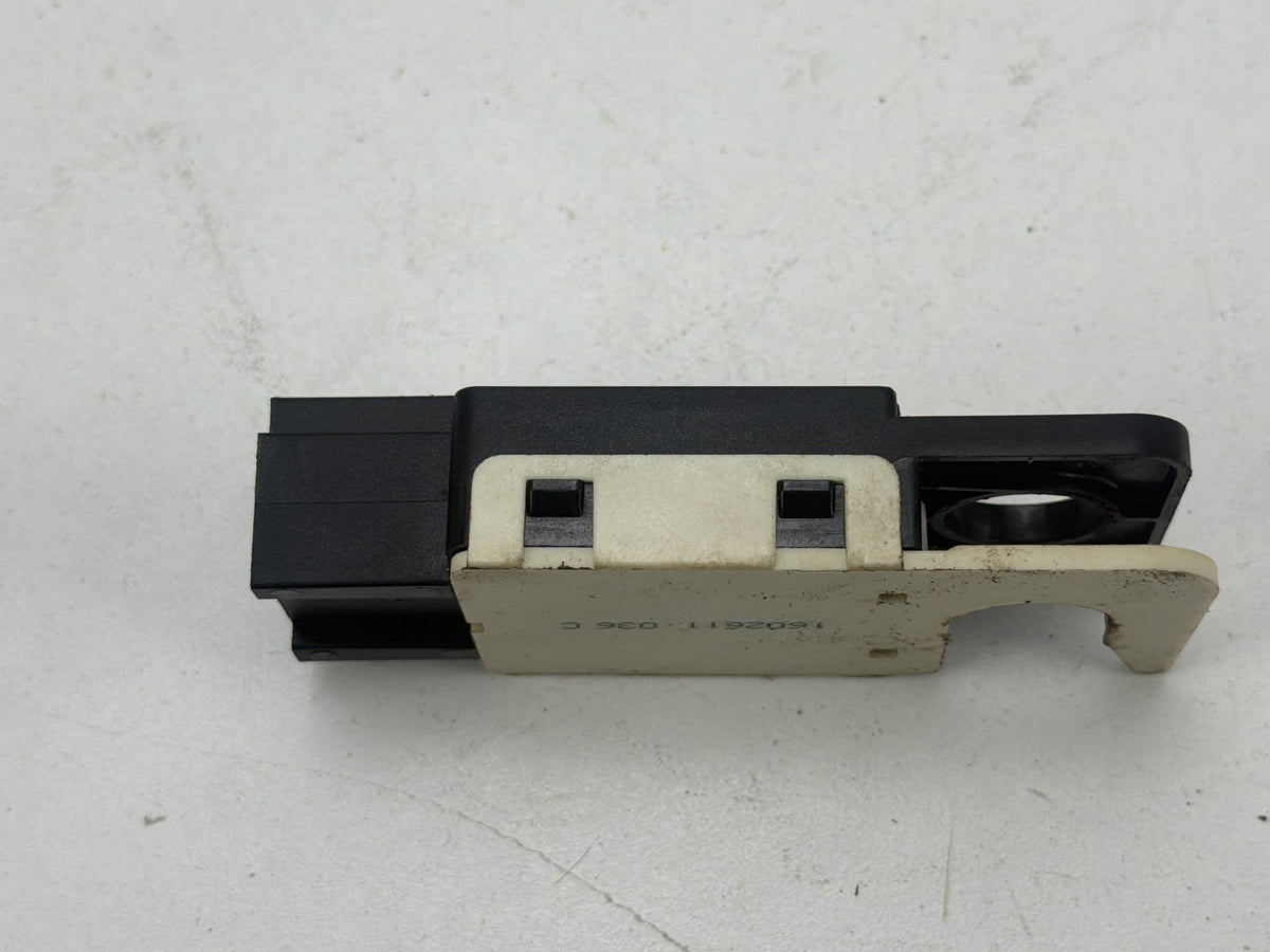 2007-2014 GMC DENALI GMT900 Brake Light Switch Stop Lamp OEM