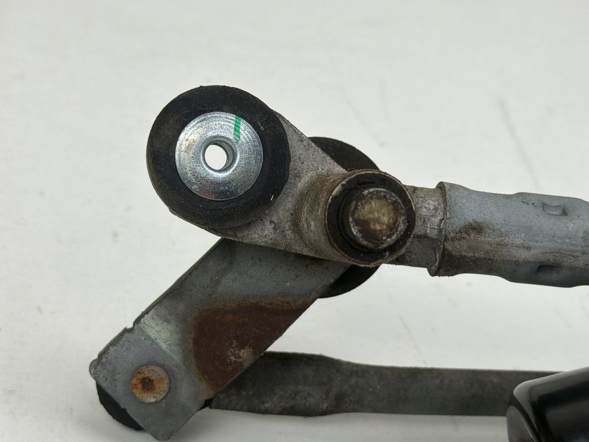 2011-2016 Chevrolet Cruze Front Windshield Wiper Transmission Linkage Motor OEM