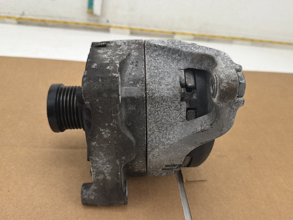 2012-2015 BMW X1 E84 Engine Alternator Generator 7605478-04 OEM
