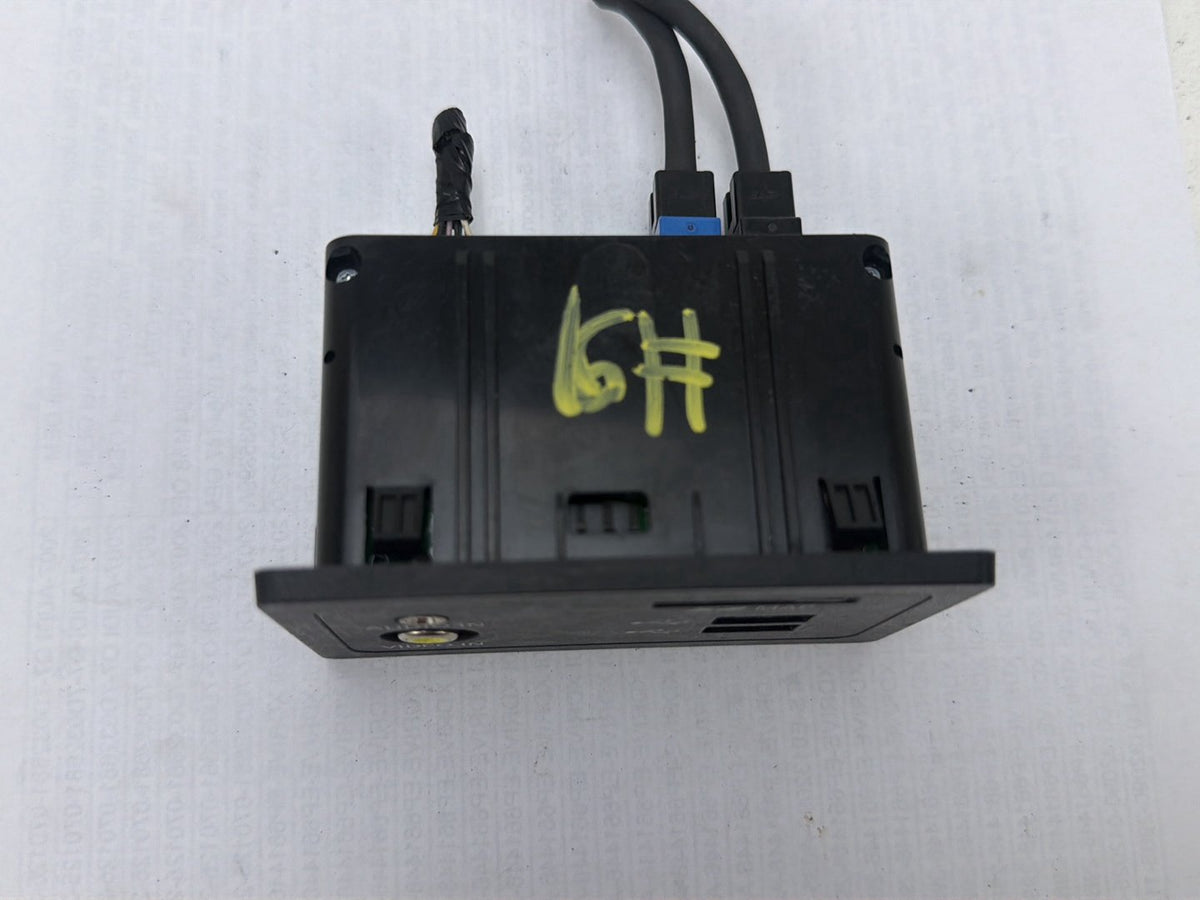 2014-2020 Infiniti Q50 V37 Center Console AUX USB Jack Navigation Map Card Reader