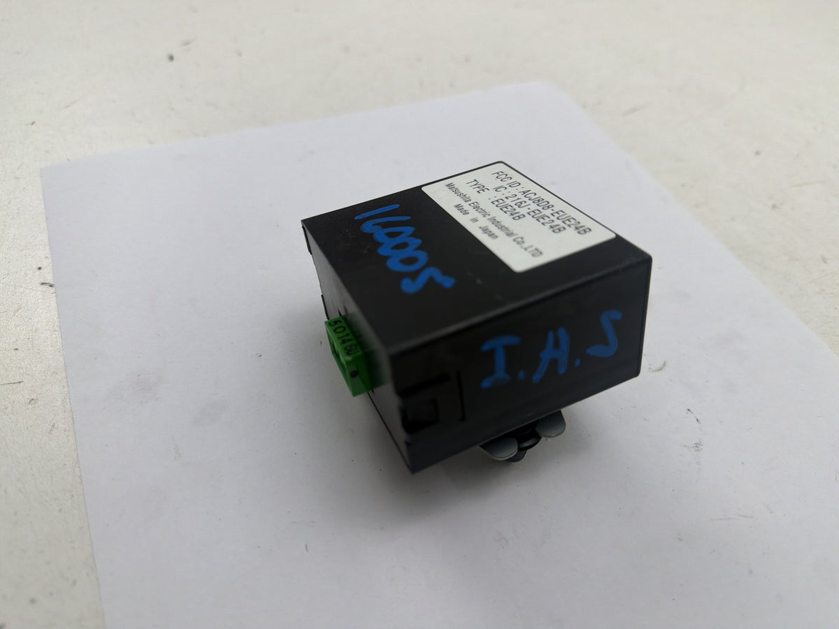 2005-2008 Acura RL Front Secondary Smart Control Module ACJ8D8-EUE24B OEM