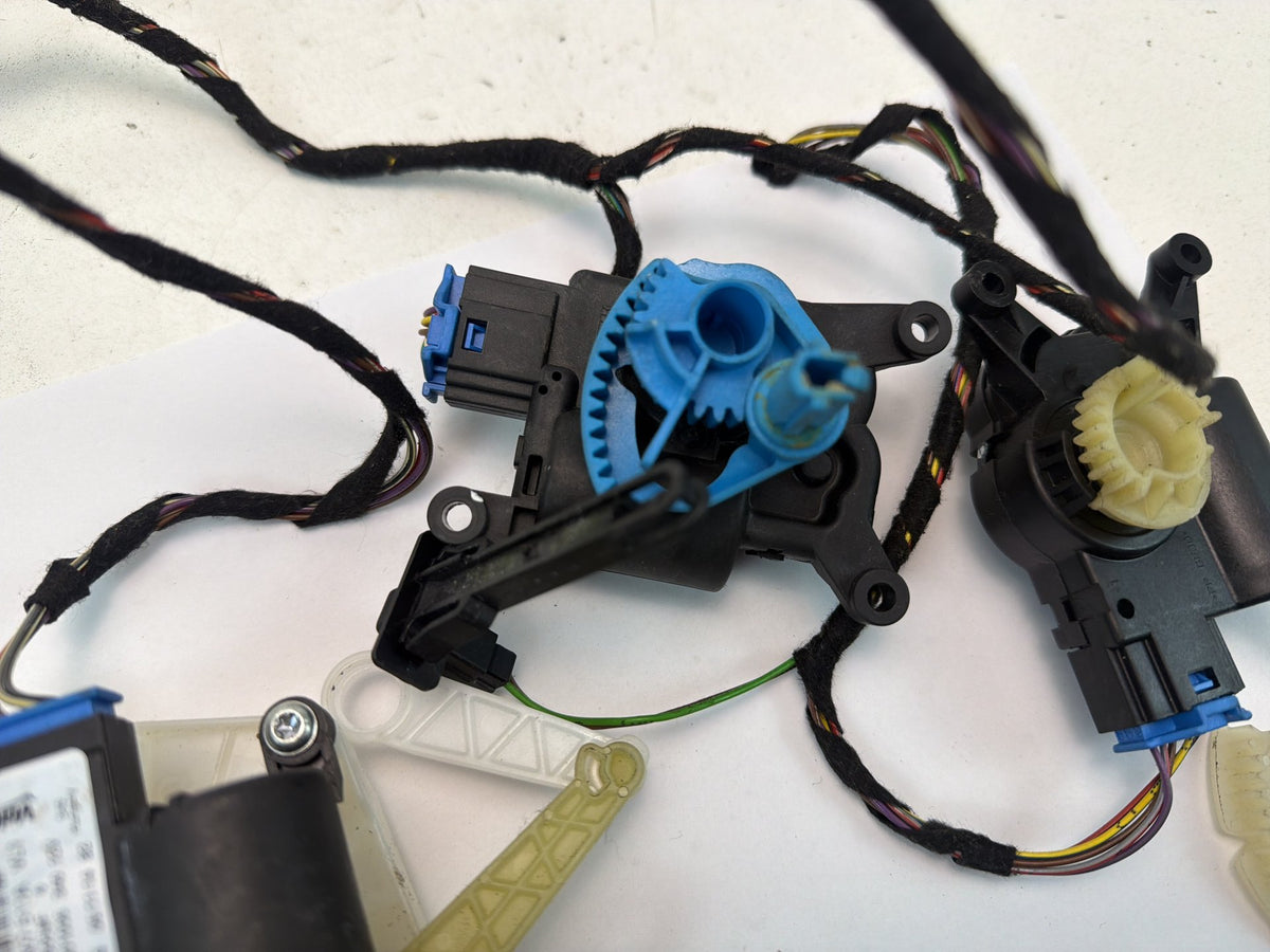 2015-2020 Audi A3 8V Air Conditioning Flap Actuator Servo Motor With Harness OEM